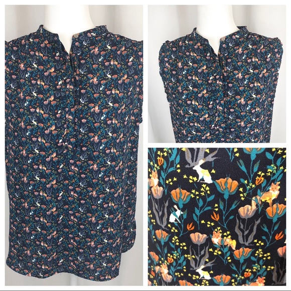 LOFT Tops - LOFT rabbit fox print sleeveless top ruffle shirt